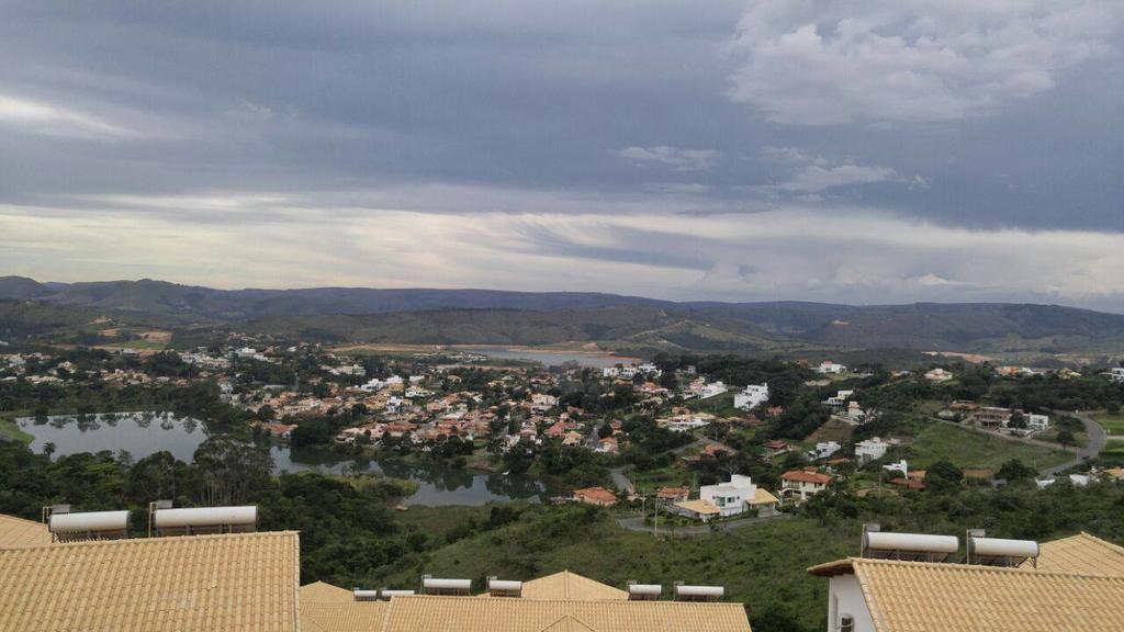 Apartamentos Mirante De Escarpas Capitólio Esterno foto